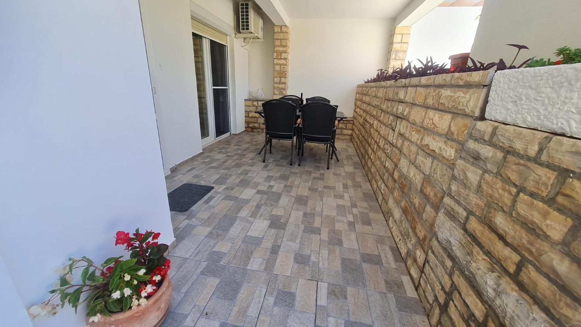 Apartman "Flower Garden" Ražanac Dış mekan fotoğraf